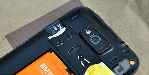 remove dust from memory card holder