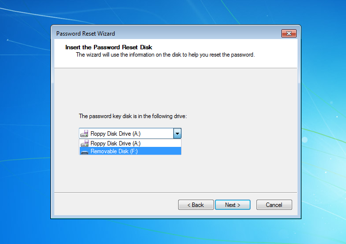 Windows 7 Inserire il disco di ripristino della password